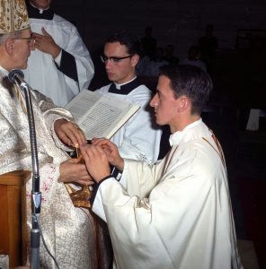 50 años de sacerdocio: «Buscan a Cristo en nosotros y éste es el sacerdocio de todo sacerdote»