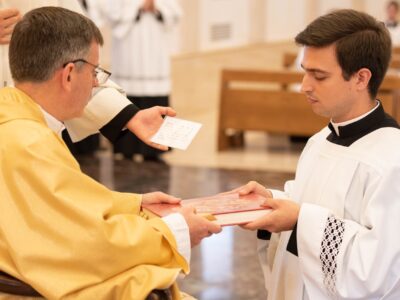 «Cristo está en la Eucaristía y en la Palabra» — Cuatro legionarios de Cristo que han recibido el Lectorado nos comparten