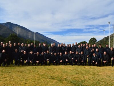 «Despertad al mundo» – El trabajo de los Legionarios de Cristo en la promoción vocacional